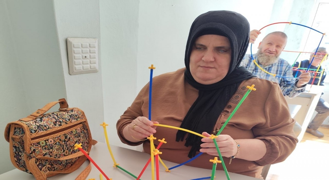 Bafrada görme engellilere Akıl ve Zeka Oyunları Kursu