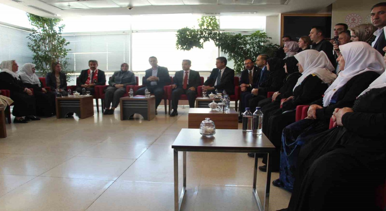 Bakan Bayraktar Şırnakta