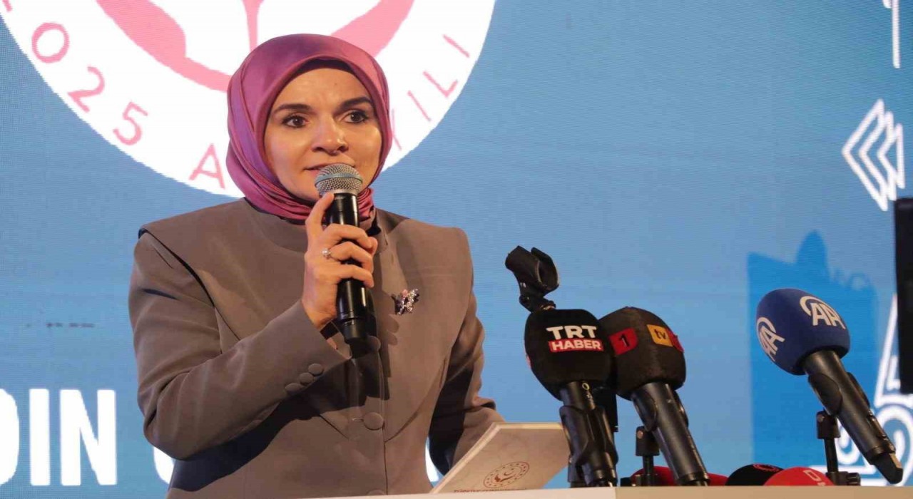 Bakan Göktaş: Aile değerlerini yaşatacak farkındalık çalışmaları yürütüyoruz