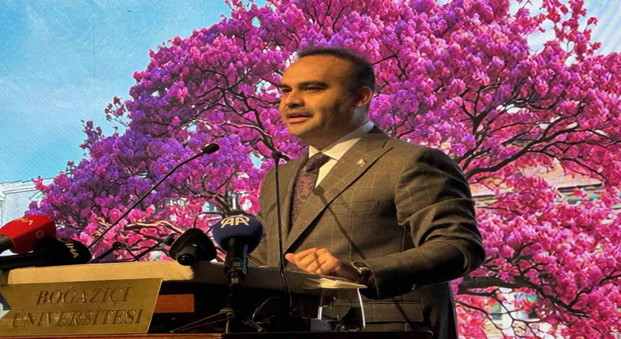 Bakan Kacır: Biz öyle kuvvetleneceğiz ki dünyadaki hiçbir zalim bir masuma zarar vermeye cesaret edemeyecek