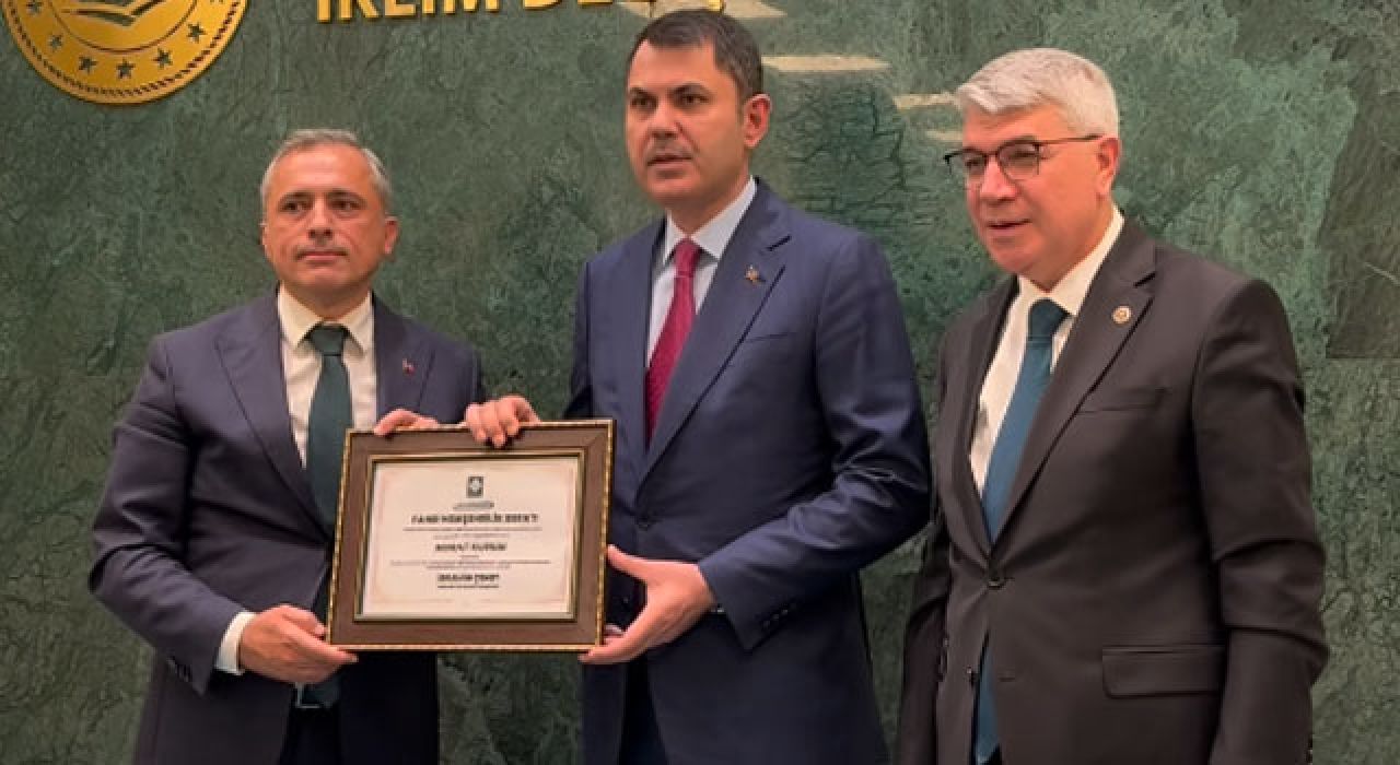 Bakan Kurum, Osmaniye'nin Fahri Hemşehrisi Oldu