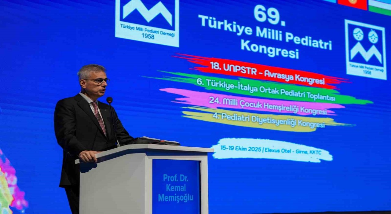 Bakan Memişoğlu: Biz sağlıkçılar sadece sağlık hizmeti değil, artık sağlık bilgisini üretip onu dünyaya kavuşturan insanlar olacağız