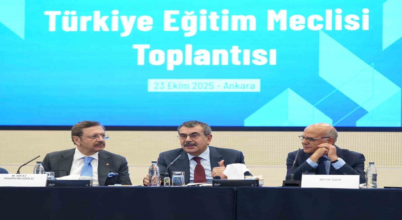 Bakan Tekin: Nitelikli elemanı yetiştirmek konusunda biz elimizi taşın altına koyacağız