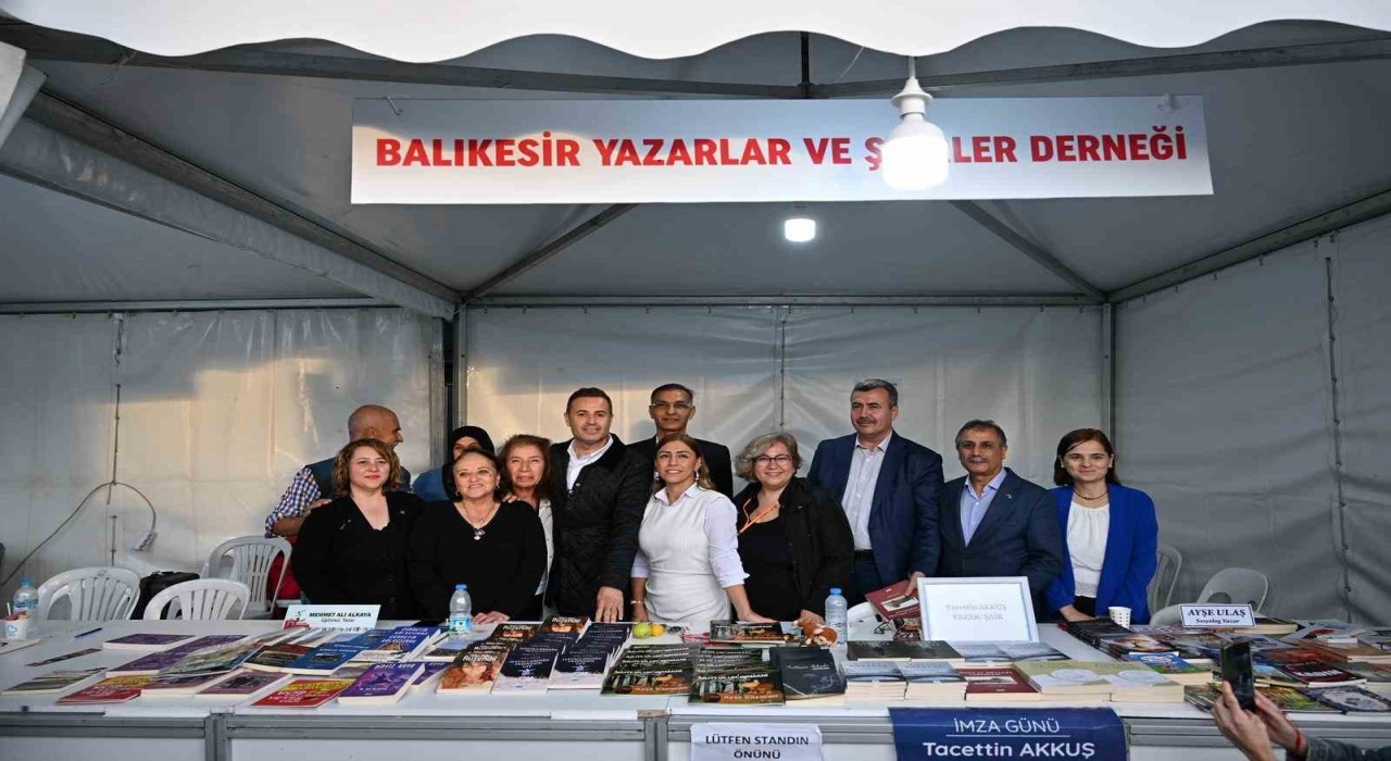 Balıkesir kitap fuarını 150 bin kişi ziyaret etti