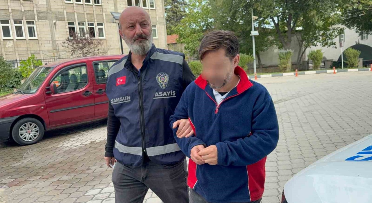 Balkondan girdiği evlerden 70 bin liralık eşya çalan hırsız tutuklandı