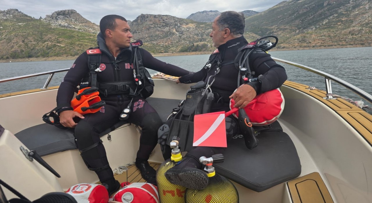 Baraj gölünde kaybolan İrlandalı turisti arama çalışmasında 3üncü günde de sonuç alınamadı