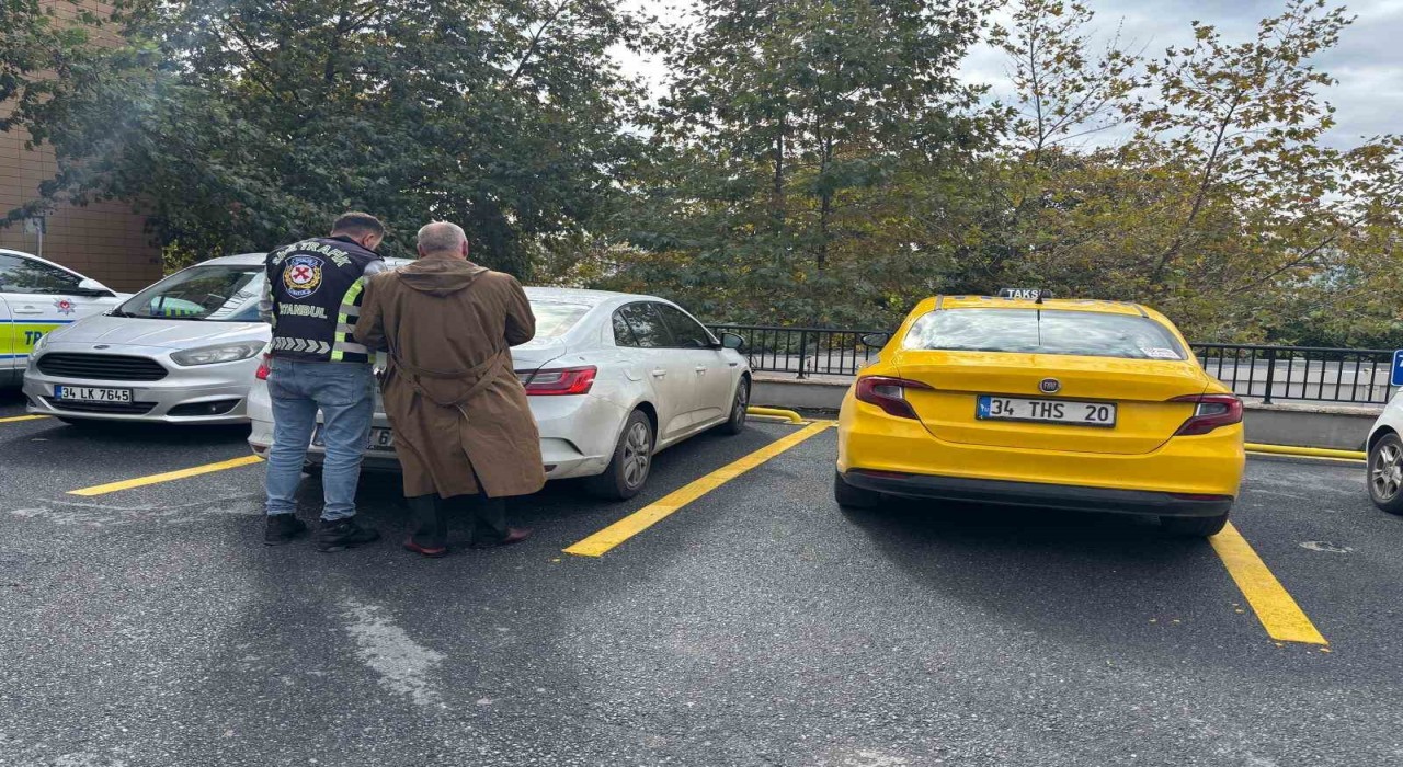 Başakşehirde sürücüyü tehdit eden taksici yakalandı