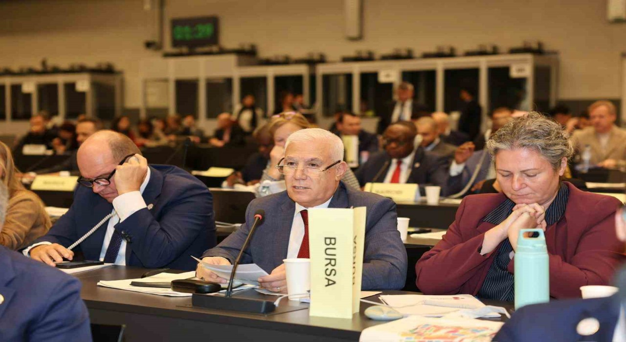 Başkan Bozbeyden Cenevrede ‘Sürdürülebilir su yönetimi açıklaması