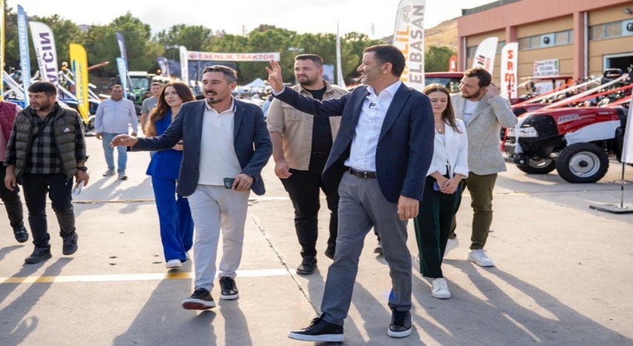 Başkan Çavuşoğlu, Denizli TARFU 2025de üreticilerle buluştu