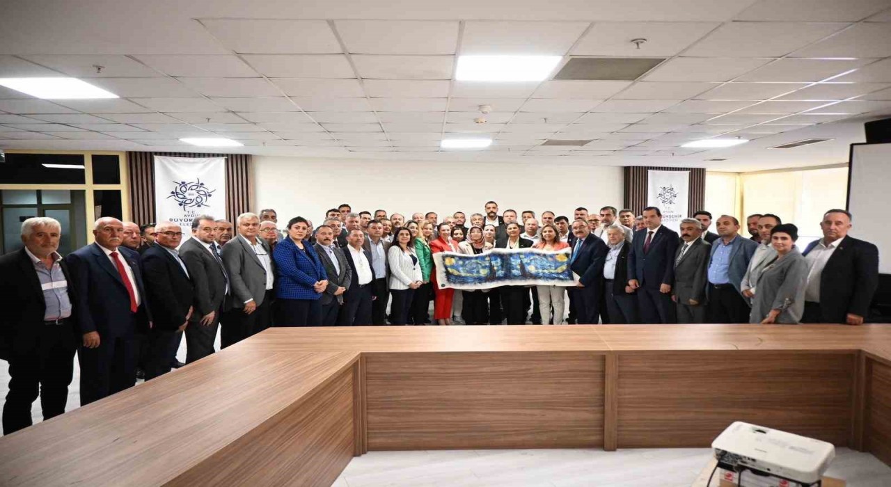 Başkan Çerçioğlu Efelerli muhtarlar ile bir araya geldi