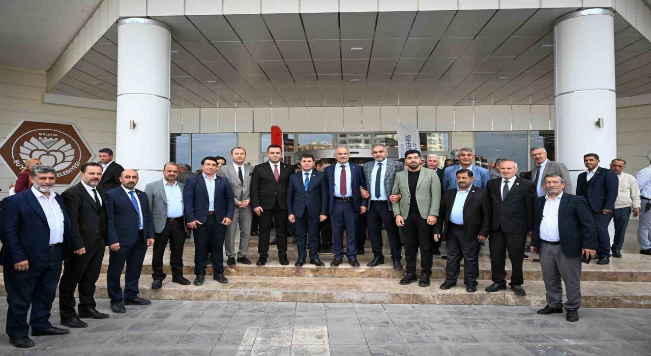 Başkan Er: Muhtarlar devletin vatandaşa uzanan elidir