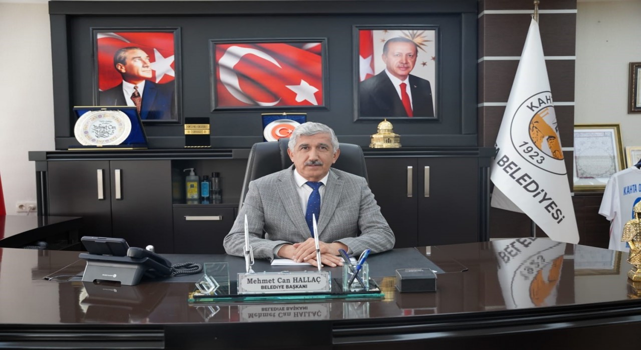 Başkan Hallaçtan 29 Ekim Cumhuriyet Bayramı mesajı