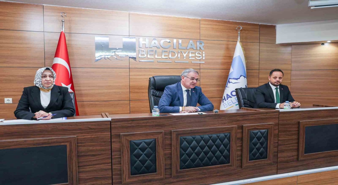 Başkan Özdoğan: Vatandaşlarımız kıştan önce yeni yuvalarına kavuşacak