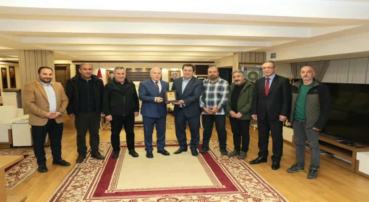 Başkan Sekmen, DGF ve DAGCyi kabul etti