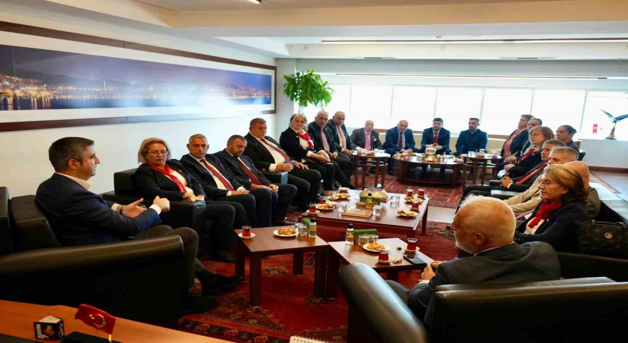 Başkan Yüksel: Kartalın sorunlarına muhtarlar ile birlikte çözüm üretiyoruz