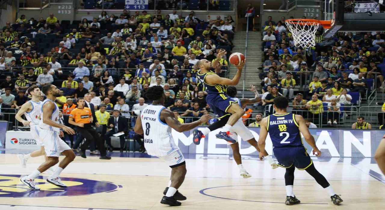 Basketbol Süper Ligi: Fenerbahçe: 105 - Aliağa Petkim Spor: 83