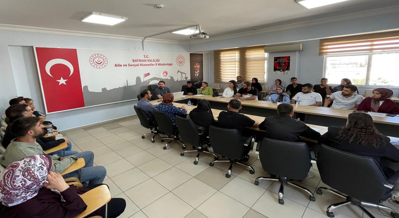 Batmanda gençlere evlilik öncesi eğitim