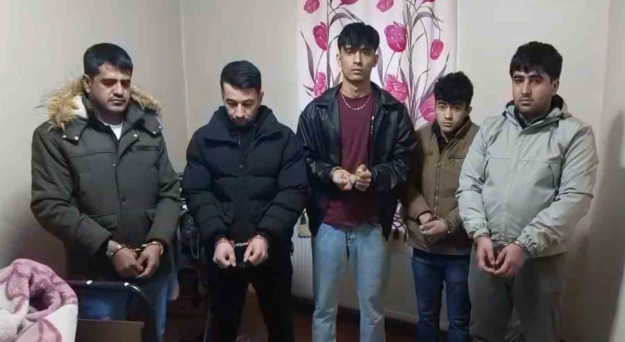 Bayburtta 5 düzensiz göçmen yakalandı