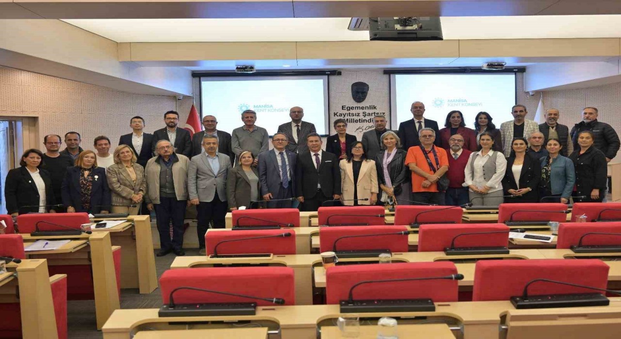 Bayraktardan Tüm ilçelere kent konseyi kurulsun çağrısı