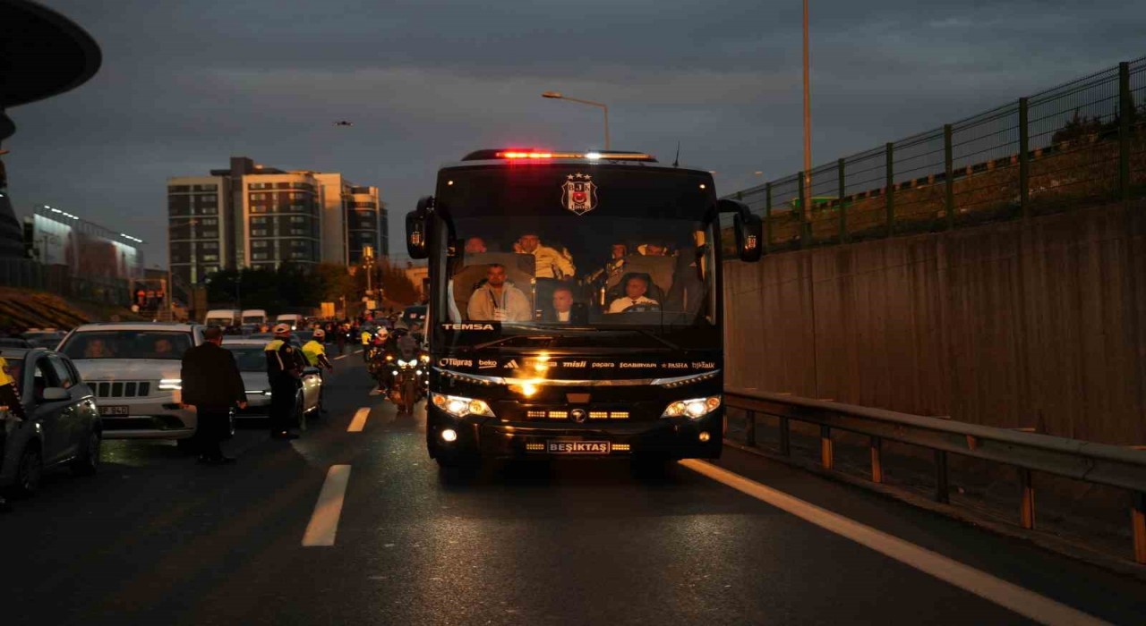 Beşiktaş, RAMS Parka ulaştı