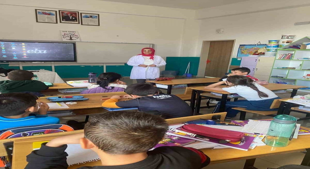 Beypazarında ilköğretim öğrencilerine yönelik ağız ve diş sağlığı farkındalık eğitimi