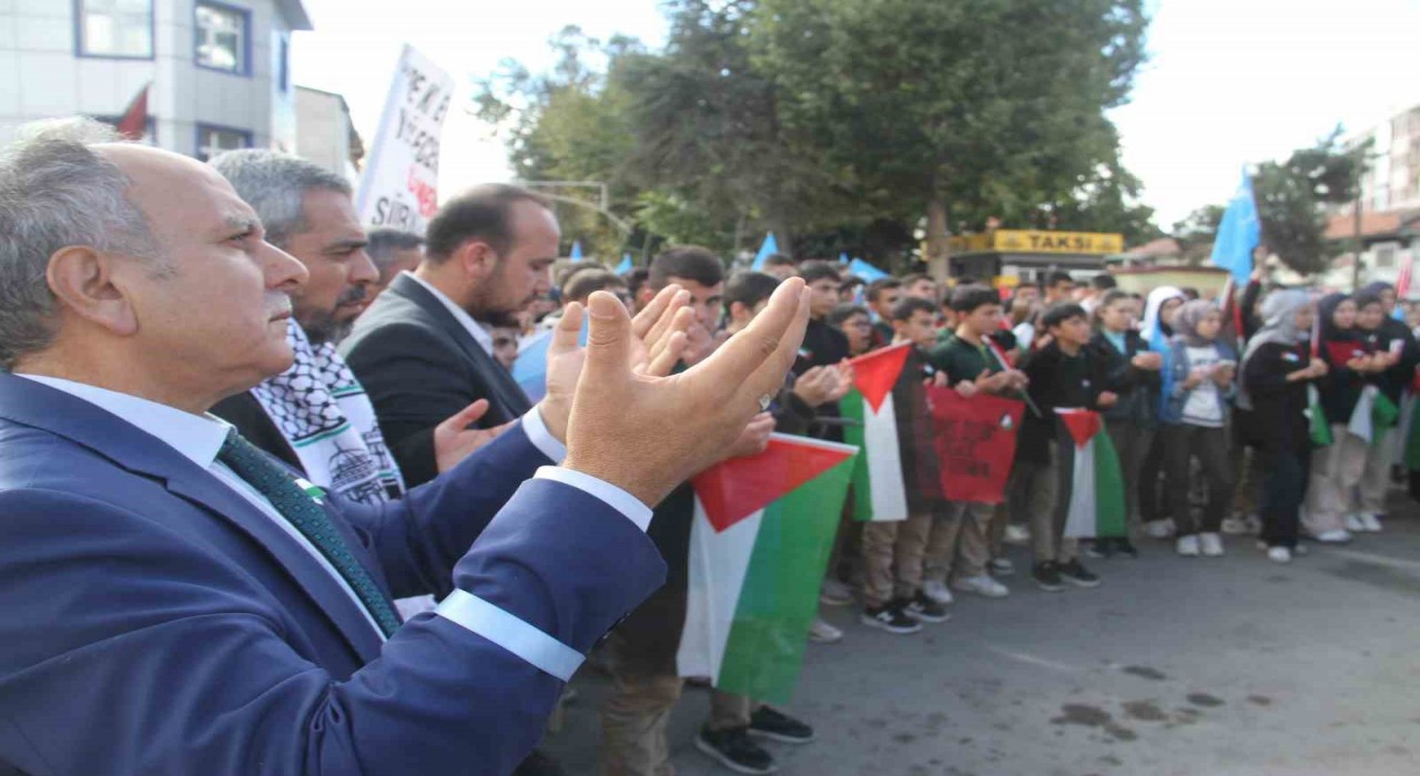 Beyşehirde öğrenciler Soykırıma dur dedi