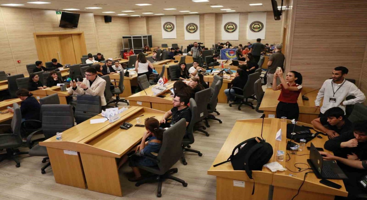 Bilim ve Teknoloji Hackathonu Diyarbakırda başladı