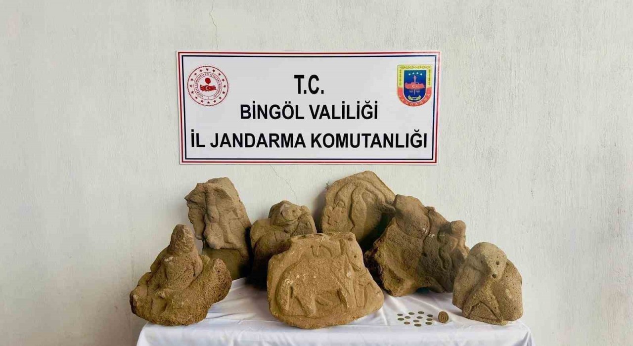 Bingölde jandarma ekipleri eski eser ele geçirdi