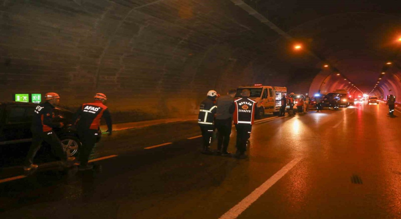 Bitliste trafik kazası tatbikatı gerçekleştirildi