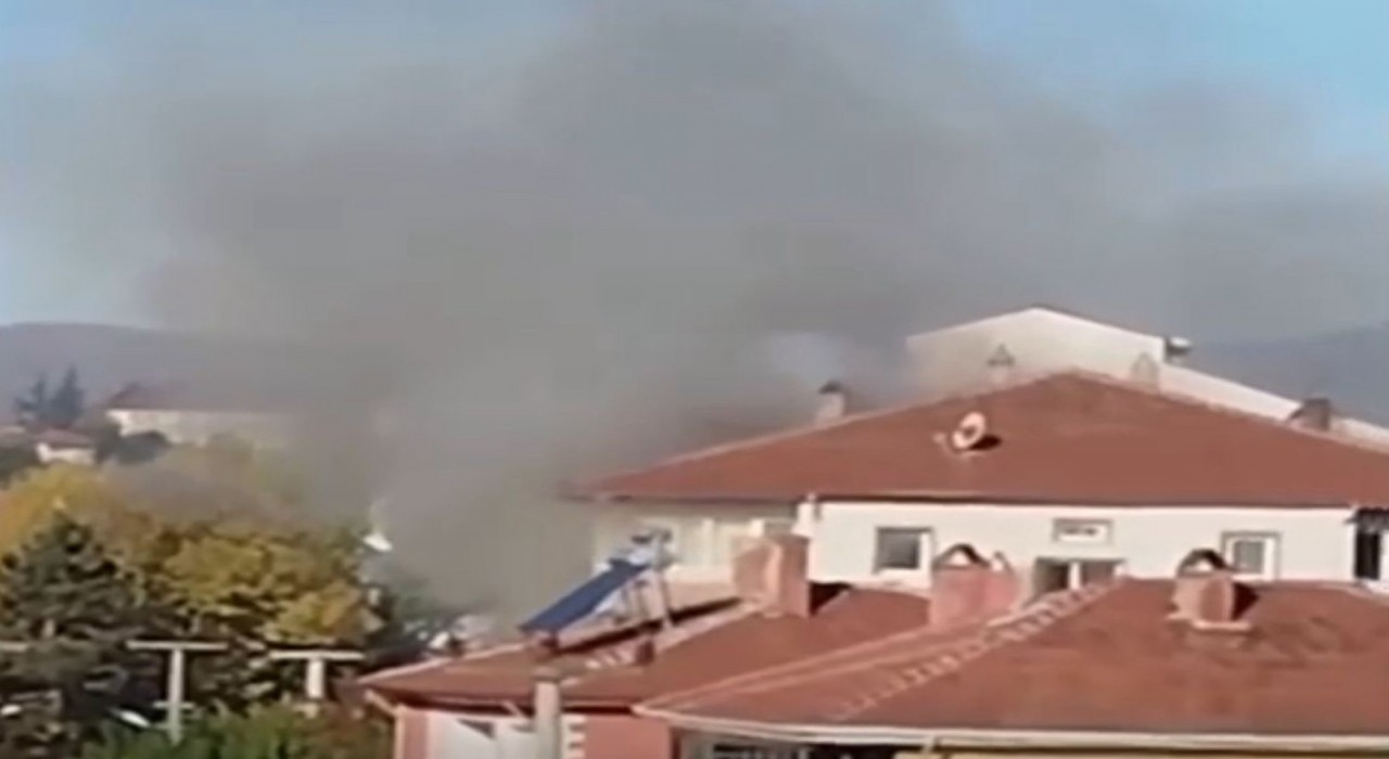 Boluda apartman dairesi alev alev yandı