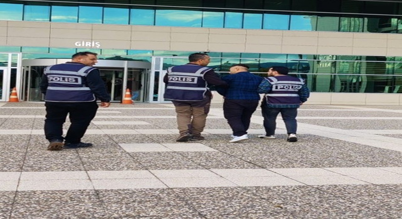 Boluda çeşitli suçlardan aranan 4 kişi tutuklandı
