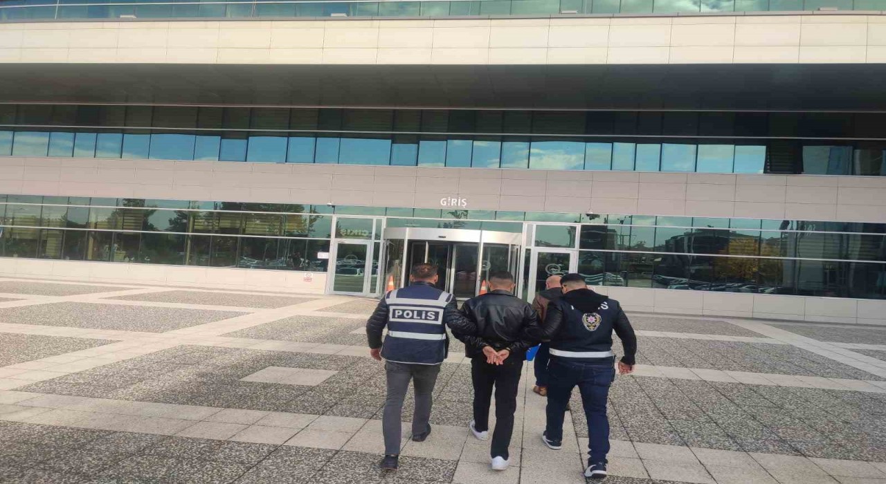 Boluda dedesinin evindeki eşyaları çalıp satan torun, tutuklandı