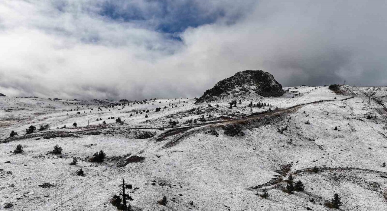 Bolunun yüksekleri beyaz örtüyle kaplandı