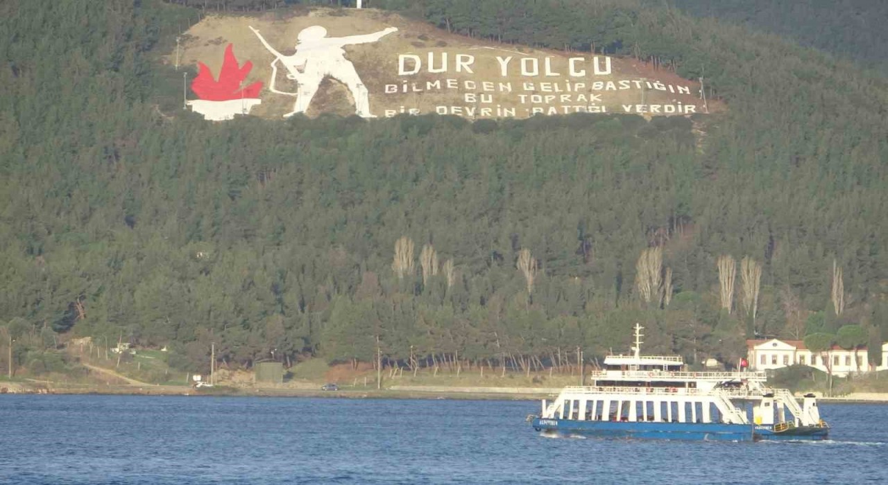Bozcaada ve Gökçeadaya bazı feribot seferleri iptal edildi
