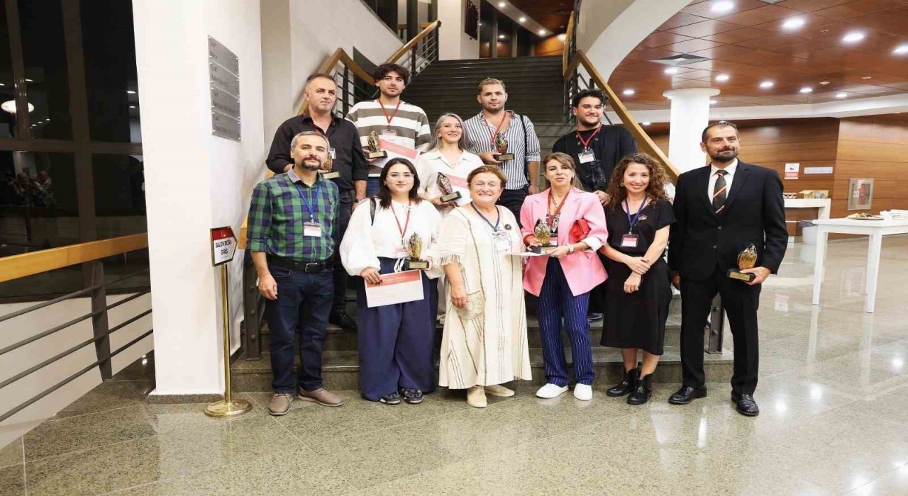 BŞEÜ Seramik ve Cam Bölümünden uluslararası alanda gururlandıran başarı