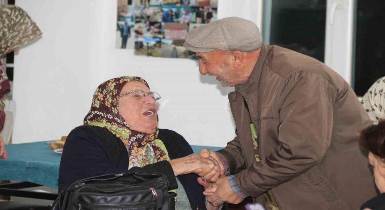 Bu etkinlik sayesinde her hafta sonu vatandaşlar köylerine adeta geri göç ediyor