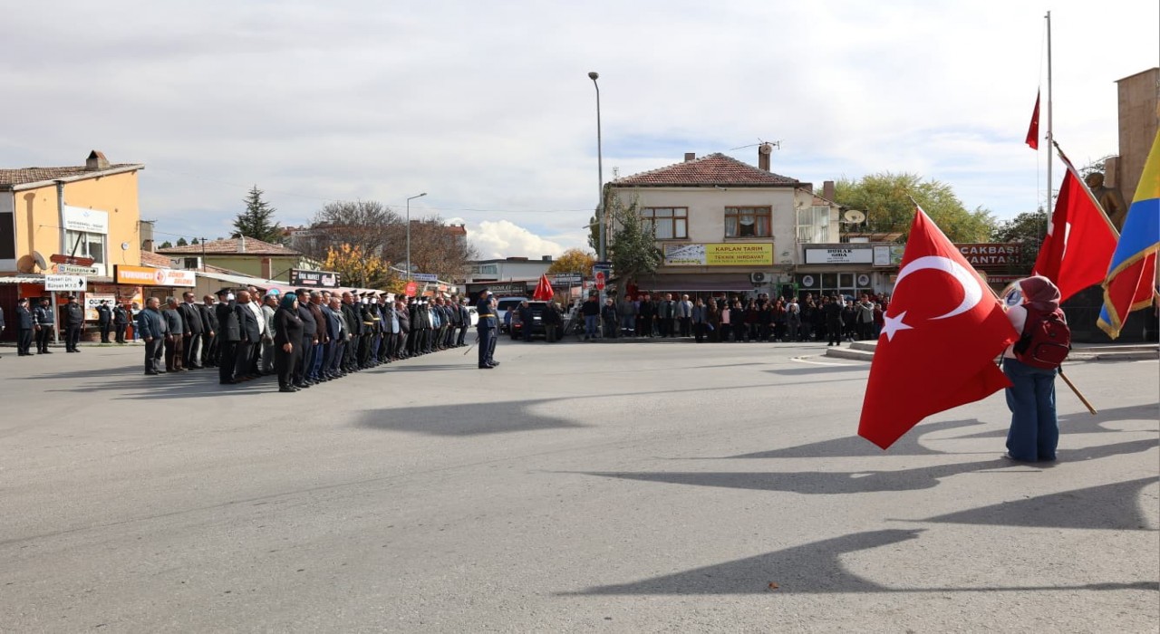 Bünyanda 29 Ekim Cumhuriyet Bayramı çelenk töreni düzenlendi