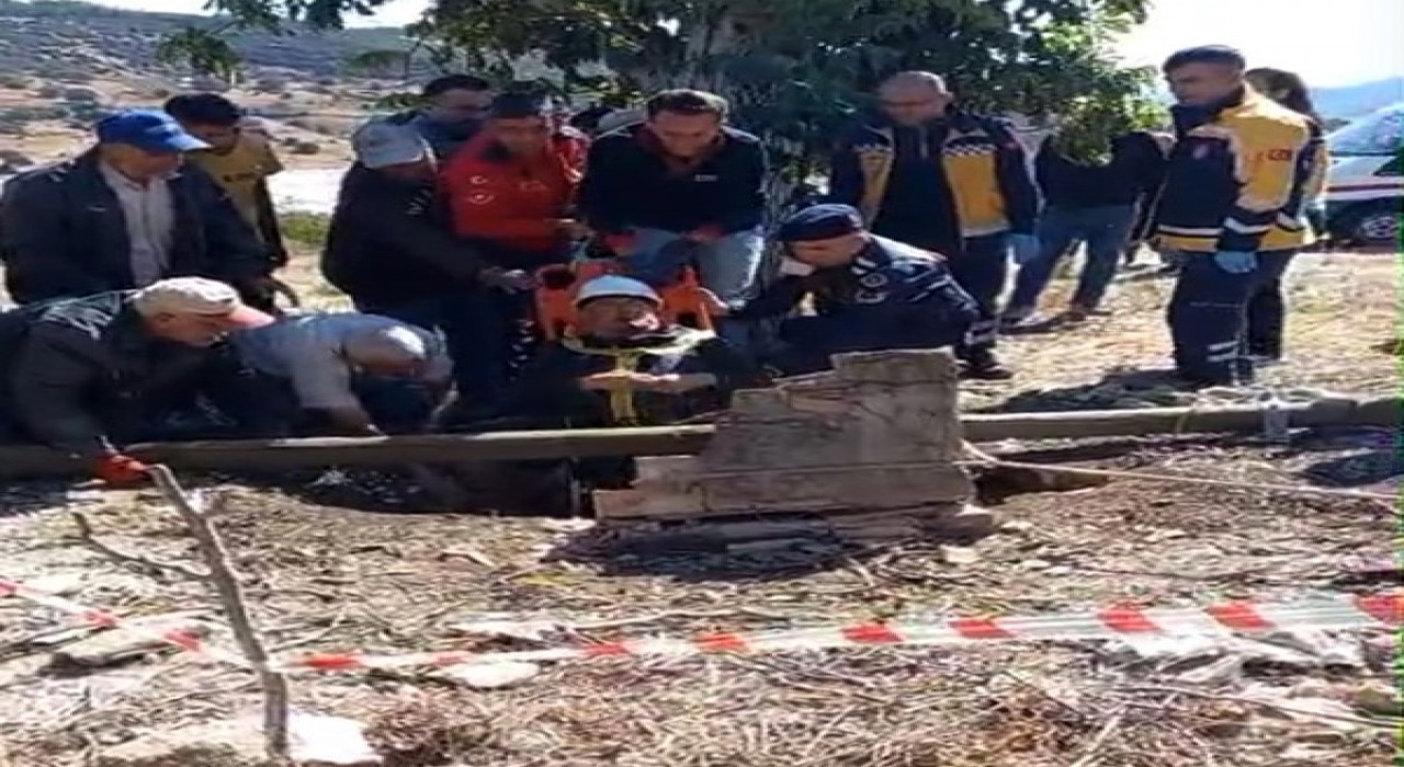 Burdurda kuyuya düşen vatandaş ekipler tarafından kurtarıldı