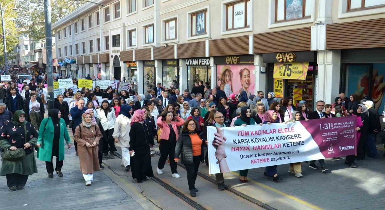 Bursa surlarında ‘Meme kanseri farkındalığı