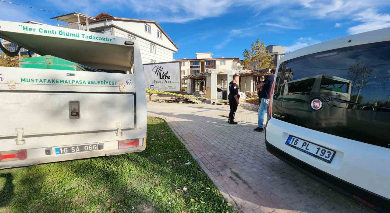 Bursada 65 yaşındaki bekçi çalıştığı şantiyede ölü bulundu