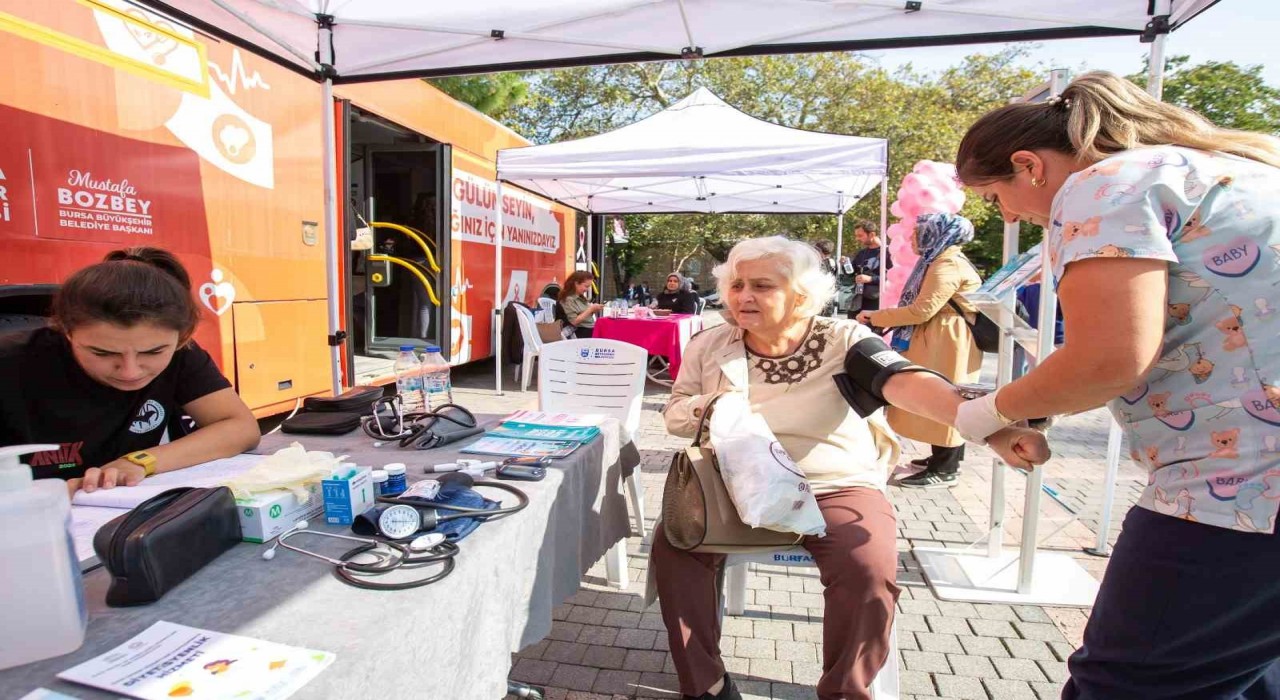 Bursada kadınlara ücretsiz sağlık taraması