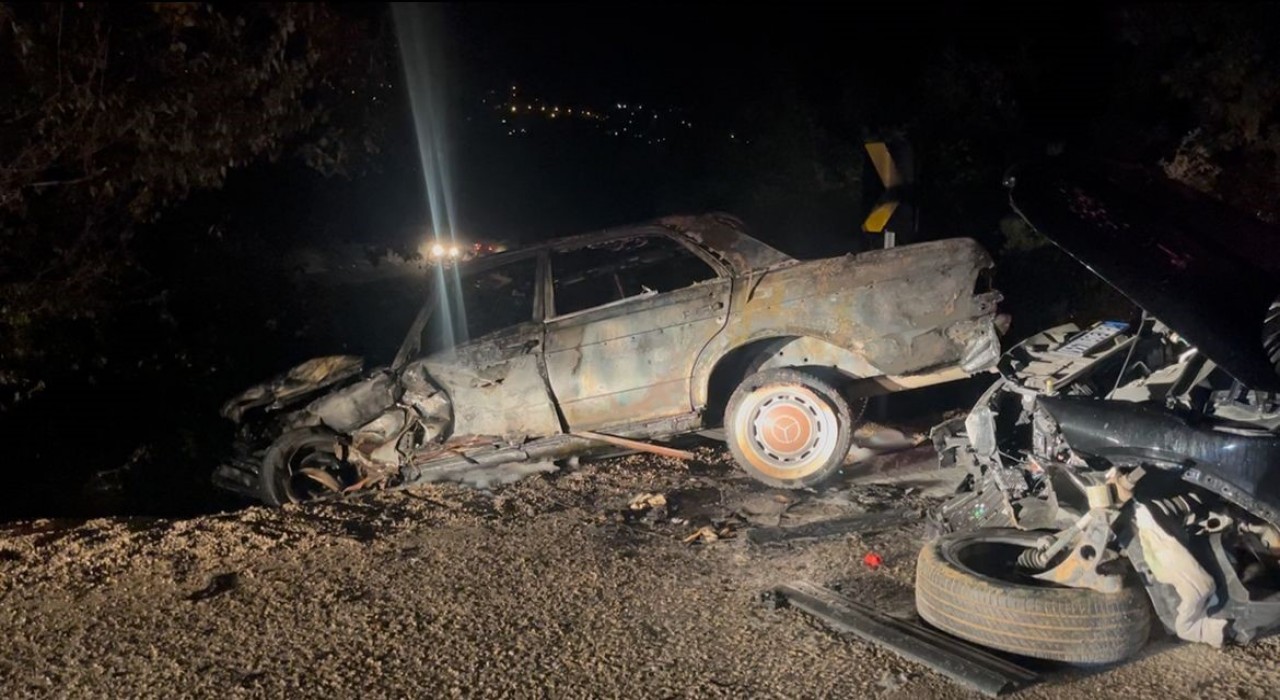 Bursada korkunç kaza: Araç alev aldı, yangın ormana sıçradı