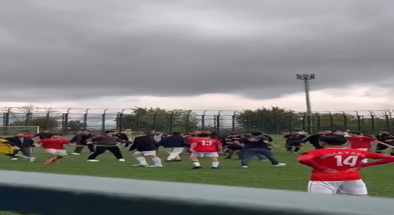 Bursada U16 maçında yumruklar konuştu