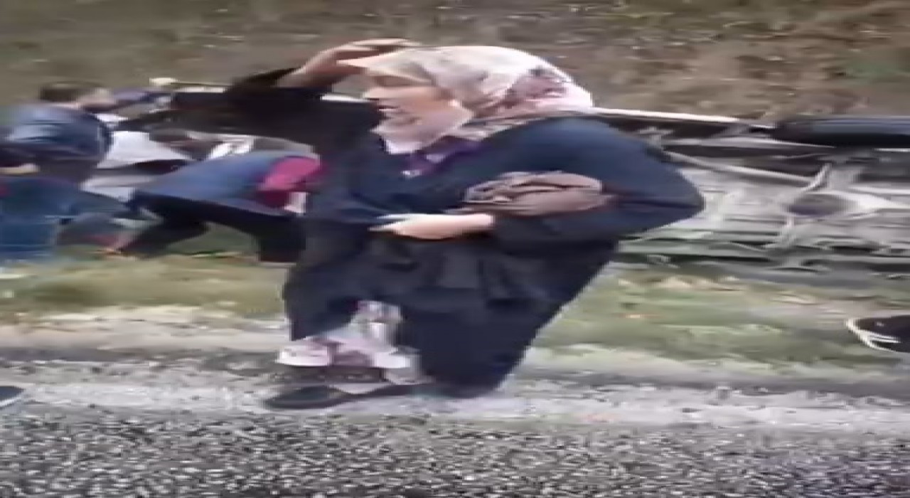 Bursada yolcu minibüsü devrildi 8 kişi hafif yaralandı