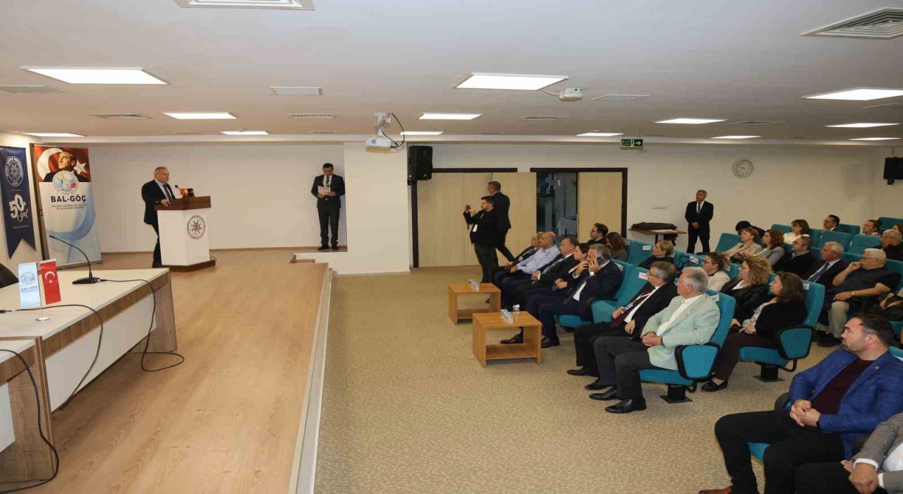 BUÜde Balkanlara Sosyal Bilimler Çerçevesinde Bir Bakış Sempozyumu