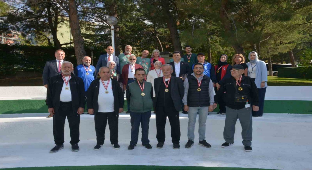 Büyükşehirden Dünya Yaşlılar Gününe özel açılış