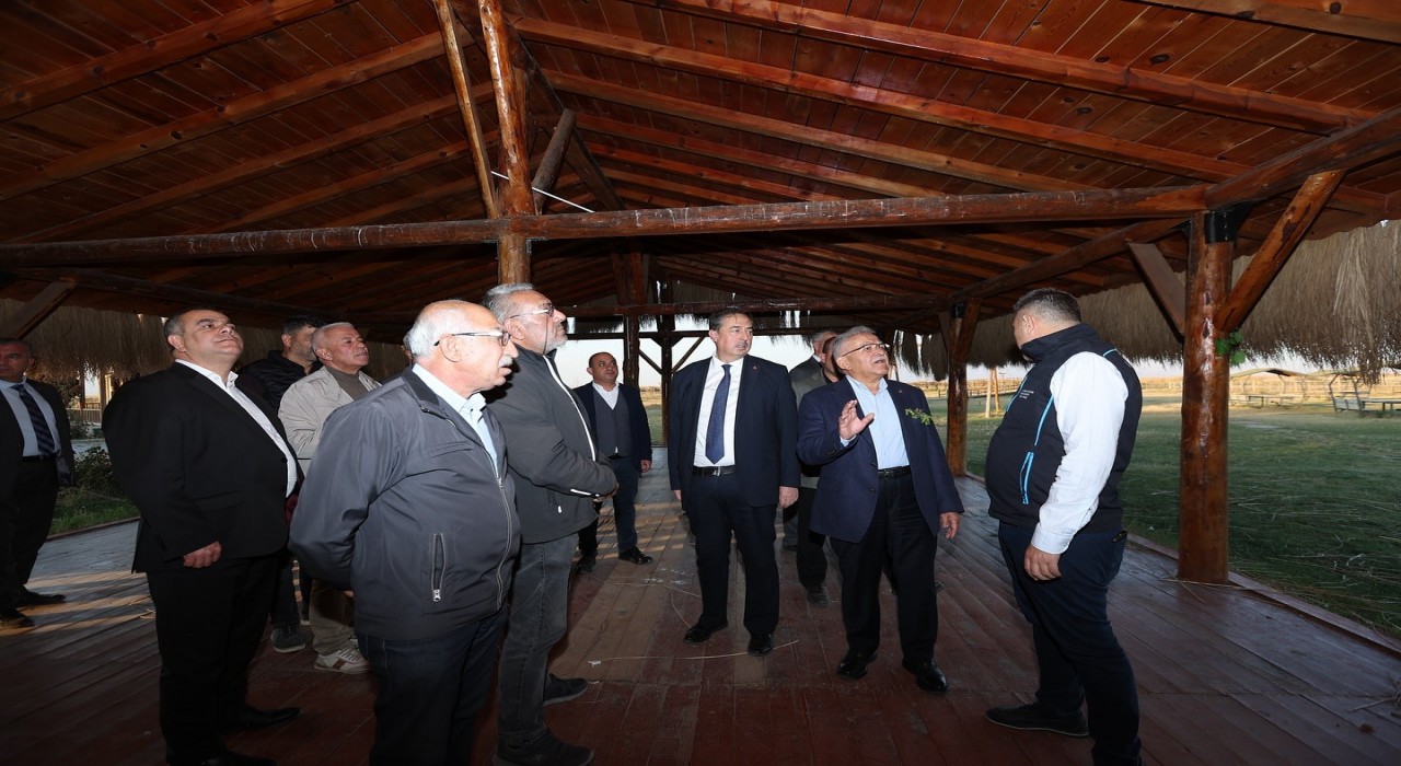 Büyükşehirden Sultan Sazlığında turizm ve altyapı yatırımları: Başkan Büyükkılıç sahada