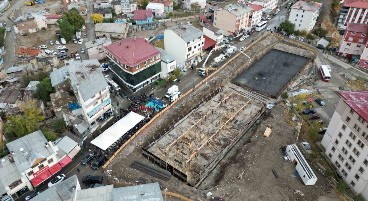 Büyükşehirin yatırım seferberliği devam ediyor