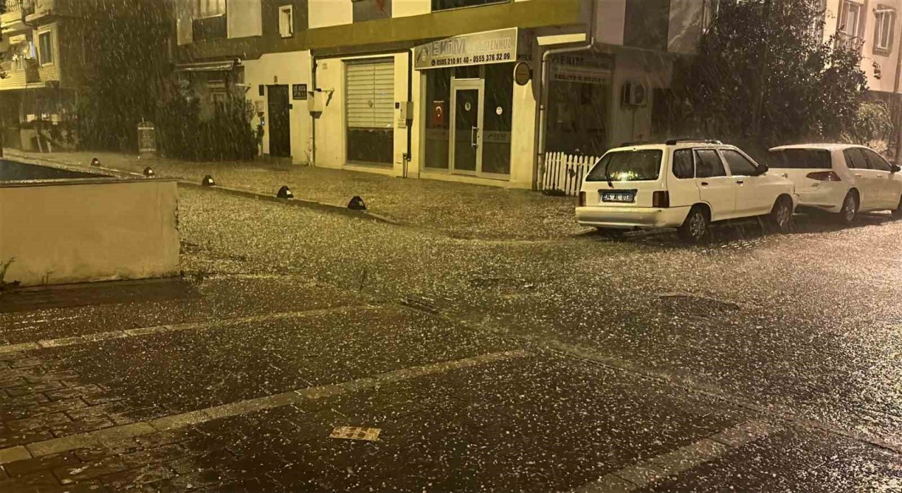 Çanakkalede dolu yağışı etkili oldu