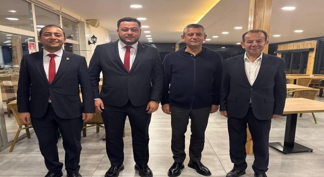 CHP Genel Başkanı Özelden güven tazeleyen il başkanına tebrik